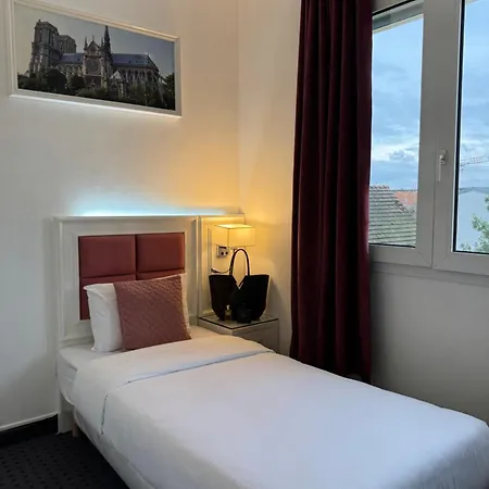 Hotel Grand Paris Villejuif