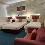 Grand Paris Hotell 2*