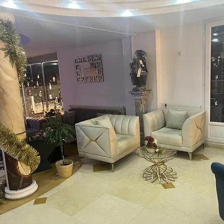 Grand Paris Hotell