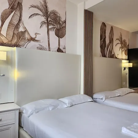 Grand Paris Hotell