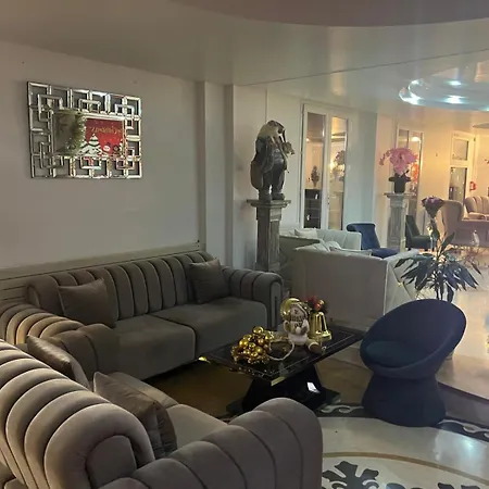 Hotel Grand Paris 2*